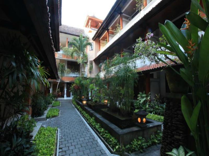 Bali Summer Hotel By Amerta Kuta  Exterior photo